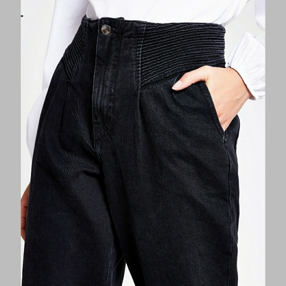 Black tapered high rise Jeans - Picture 2 of 4